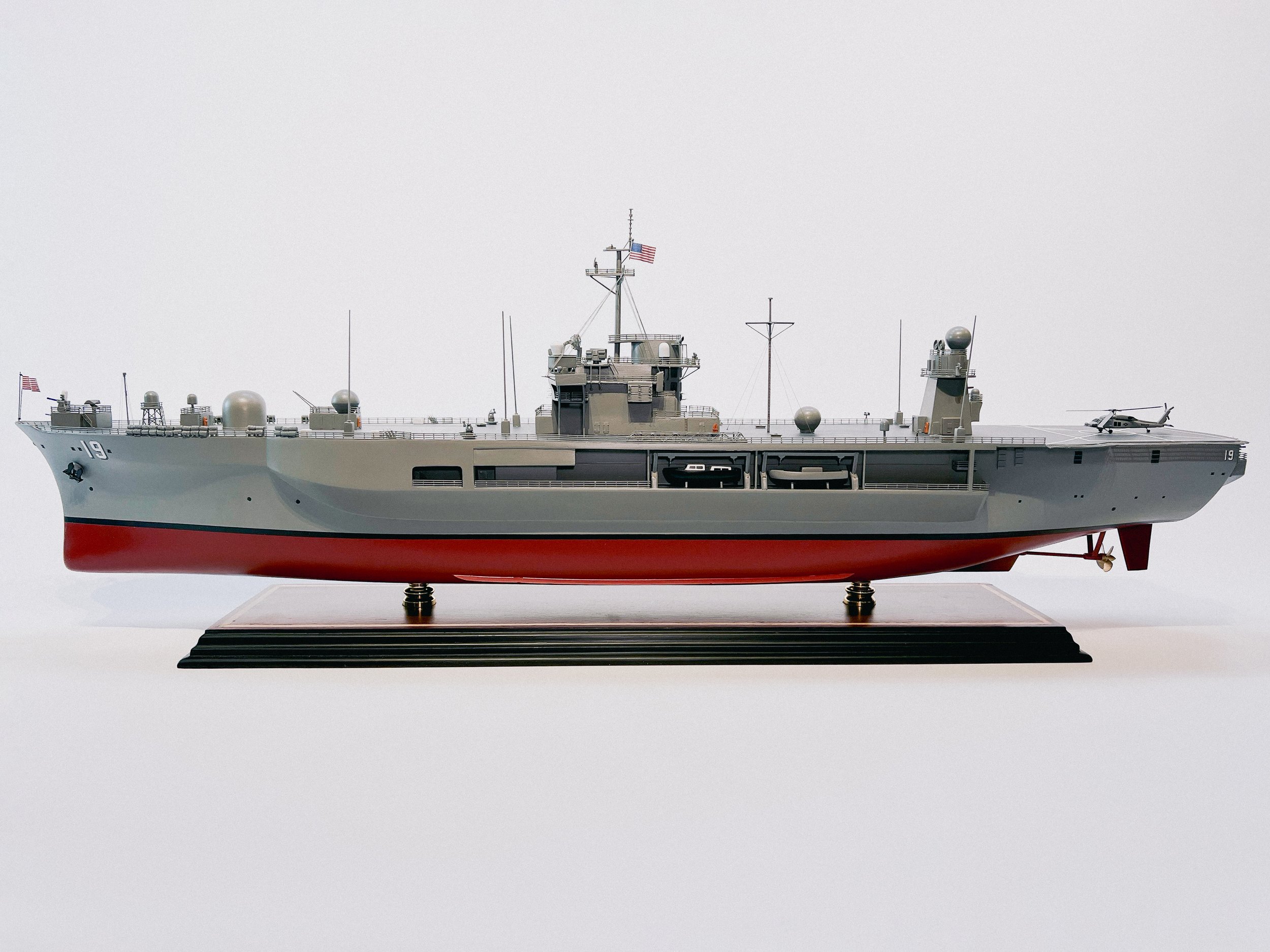 Museum of Military Models - USS Blue Ridge (LCC-19) Museum of Military Models - USS Blue Ridge (LCC-19)